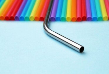 Metallstrohhalme: Eine Alternative, um deinen Kunststoffverbrauch zu reduzieren