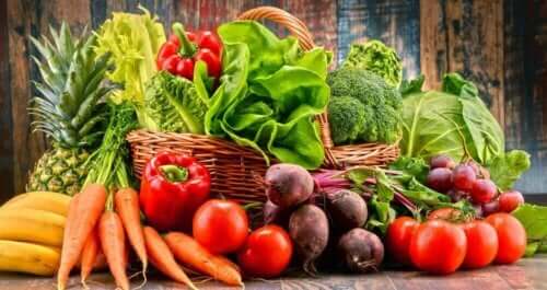 Achte auf eine ballaststoffreiche Ernährung, um Obstipation zu verhindern