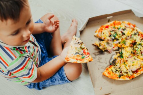 Gastritis bei Kindern durch Fastfood