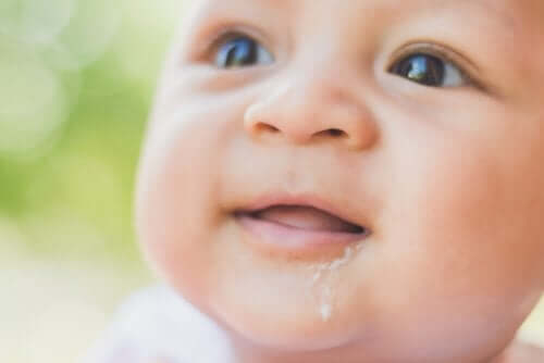 Reflux bei Säuglingen: Was du wissen solltest!