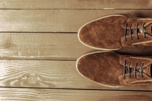 Wildlederschuhe putzen: Nützliche Tipps