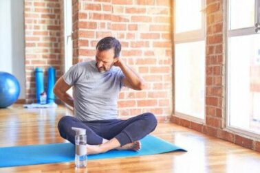 Bandscheibenvorfall: diese 3 Fitnessübungen solltest du vermeiden