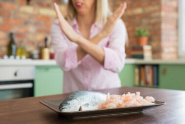 Meeresfrüchteallergie: Symptome, Komplikationen und Behandlung