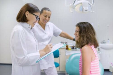 Gesundheit von Jugendlichen: Auf diese Warnsignale solltest du achten!