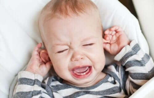 Tipps zur Linderung einer Ohrenentzündung bei Babys und Kindern