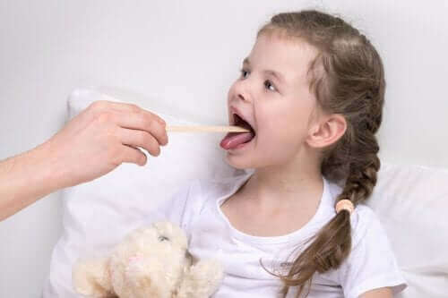 Kehlkopfentzündung bei Kindern: Symptome und Behandlung