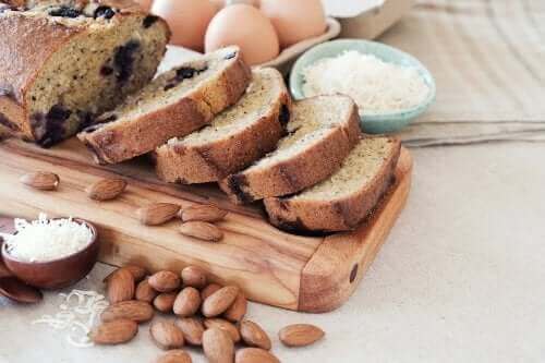So kannst du köstliches Kokos-Mandel-Brot zubereiten