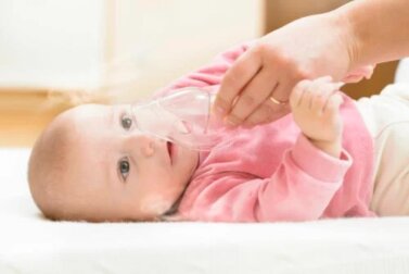 Bronchiolitis: Ursachen, Symptome, Behandlung