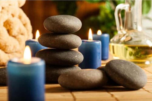 Die Hot Stone Massage verbessert die Durchblutung