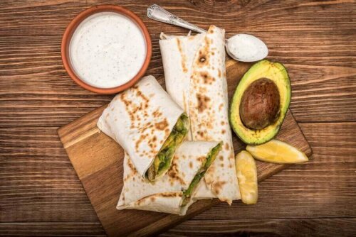 Puten-Avocado-Wrap