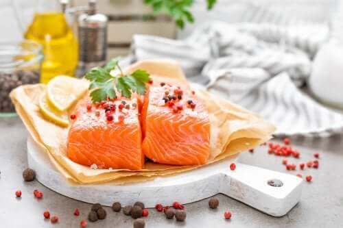Kalorienarme Fischgerichte: 3 Rezeptideen