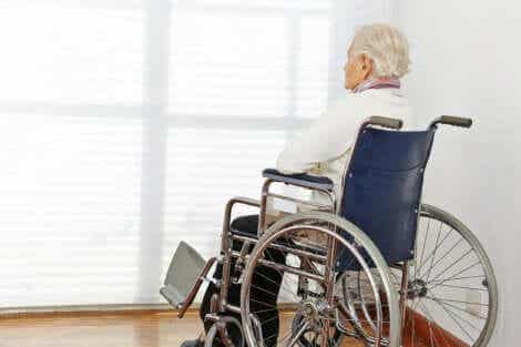Sterbehilfe - Frau im Rollstuhl
