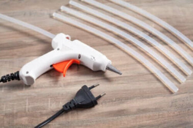 Silikon von Kleidung entfernen: 6 hilfreiche Tipps