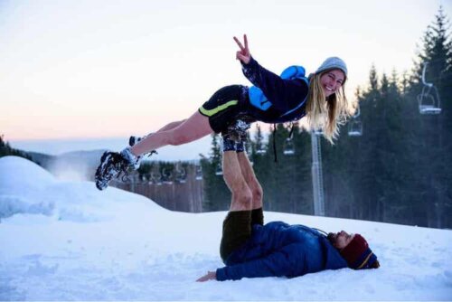 Die Farbe Blau ist in kalten Klimazonen vorherrschend, weshalb wir sie mit Eis und Schnee assozieren