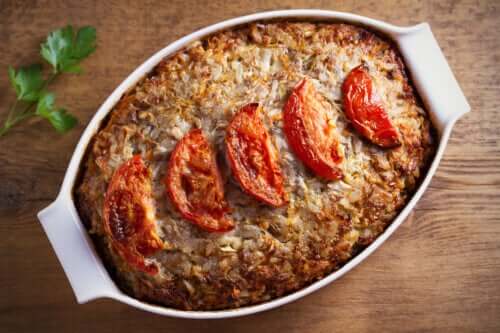 Ein einfaches Rezept für gebratenen Reis mit Kohl