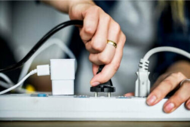 8 Möglichkeiten, Kabel zu Hause zu verstecken