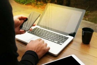 Wie wirksam sind Blaulichtfilterbrillen?