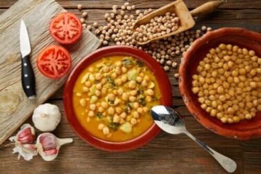 Kichererbseneintopf mit Spinat - zwei Rezeptvarianten