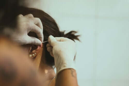 Ohrpiercings: Arten und Risiken