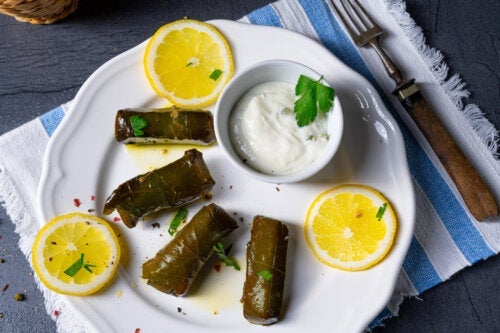 Dolmades: So bereitest du die griechische Vorspeise zu!