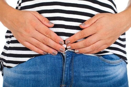 Aufgeblähter Bauch? Diese Lebensmittel schaffen Abhilfe!