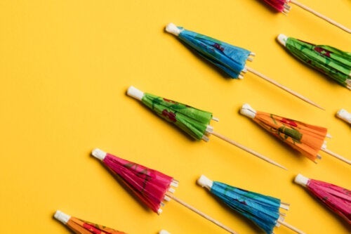 Cocktailschirmchen selbst machen: So geht´s!