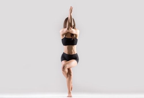 Beine und Gesäß straffen mit diesen 6 Yogastellungen