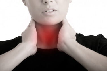Schilddrüsenprobleme frühzeitig erkennen: 10 Symptome