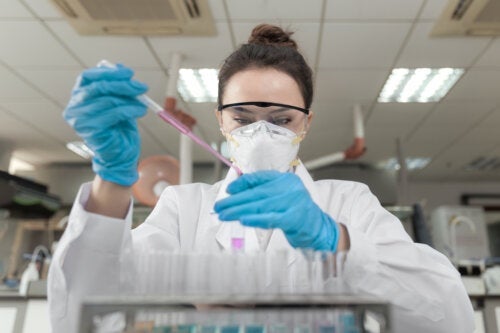 Biologika zur Behandlung von Morbus Crohn: Vorteile und Risiken