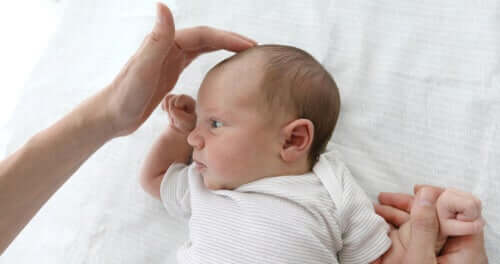 Die Fontanelle bei Babys: Alles, was du wissen musst