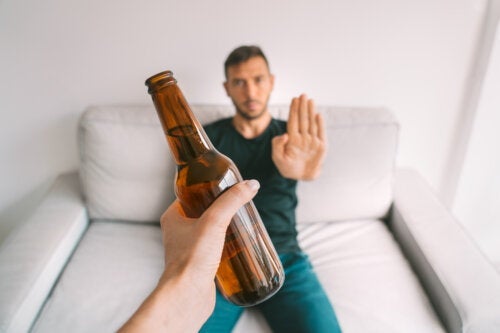 4 Tipps, um den Alkoholkonsum aufzugeben
