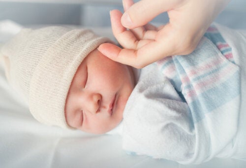 9 Tipps, um dein Baby in kalten Nächten warm zu halten