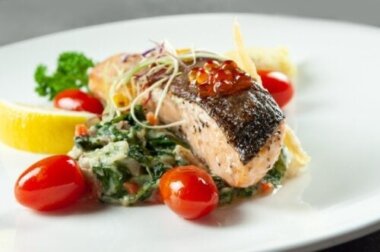 Fischprotein: Warum es in deiner Ernährung nicht fehlen sollte