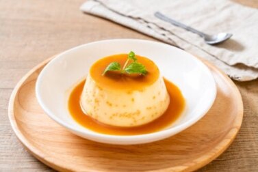 Vegane Karamellcreme, ein ideales Rezept für die ganze Familie