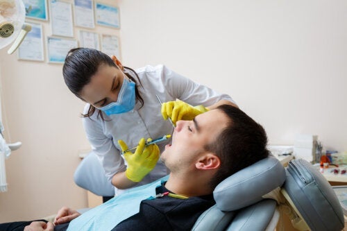 Lokalanästhesie in der Zahnmedizin: Ihre Vorteile und Risiken
