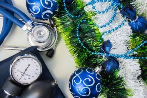 Wie behandelt man Bluthochdruck an den Festtagen?