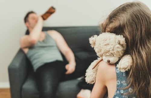 Alkoholkonsum in Anwesenheit von Kindern: Das sind die Gründe, warum du darauf verzichten solltest
