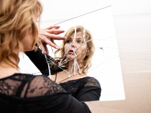 Das Dorian-Gray-Syndrom: Was verursacht diese Dysmorphie?