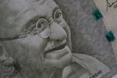 Mahatma Gandhi: Seine Geschichte und sein Engagement für Gewaltlosigkeit