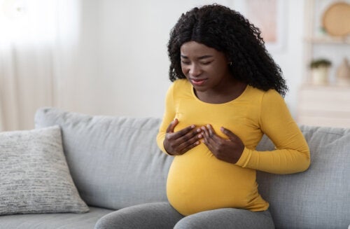Interkostalneuralgie in der Schwangerschaft: Was ist das und wie kann man sie lindern?