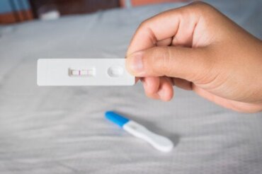 Schwangerschaftstest: Warum das Ergebnis nicht immer richtig ist