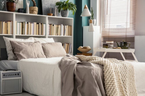 Raumgestaltung: Ideen für ein kleines Schlafzimmer mit Doppelbett