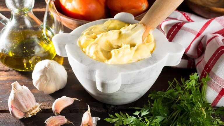 Aioli in kürzester Zeit selbst gemacht!
